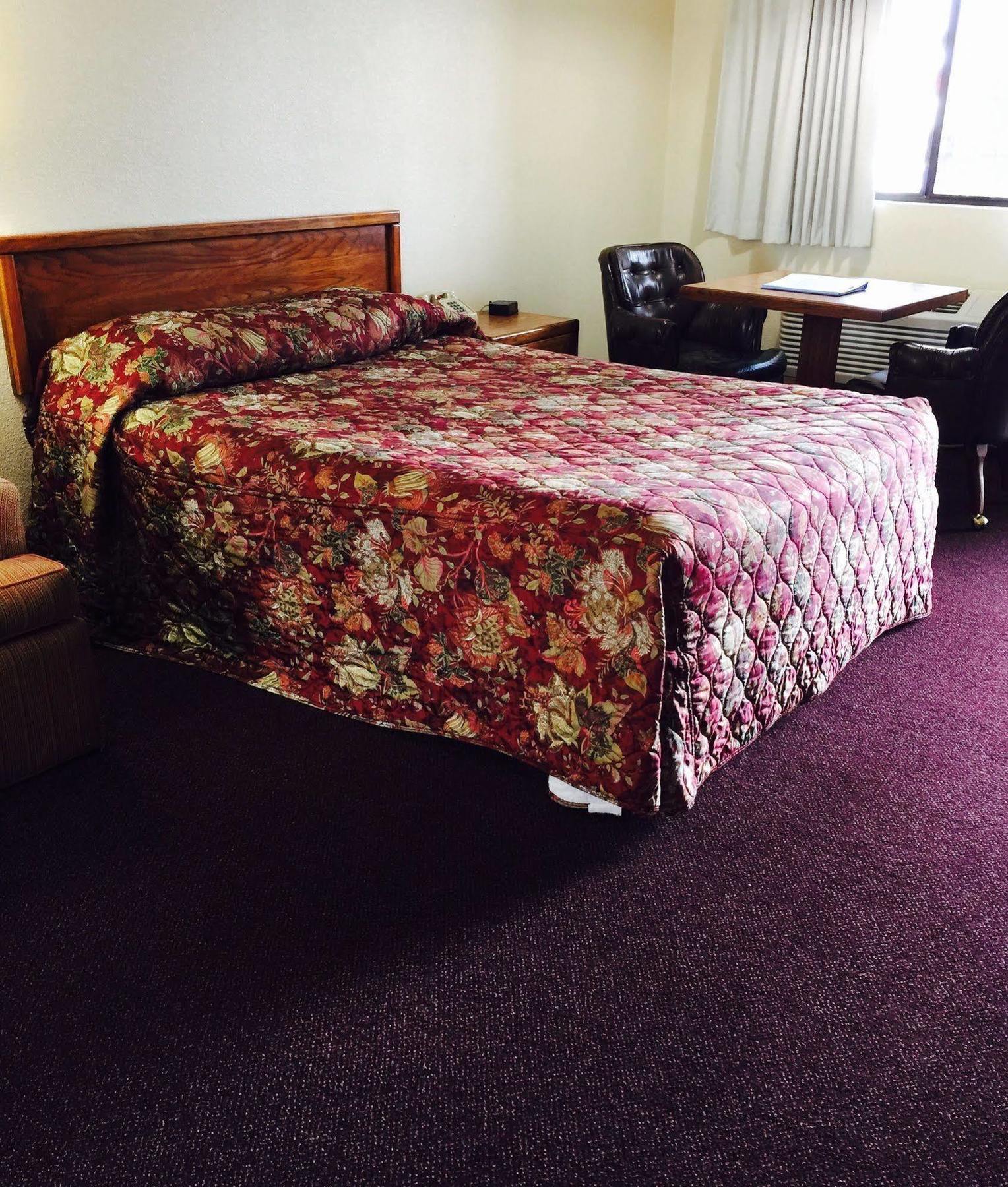 Royal Inn Lovelock Extérieur photo