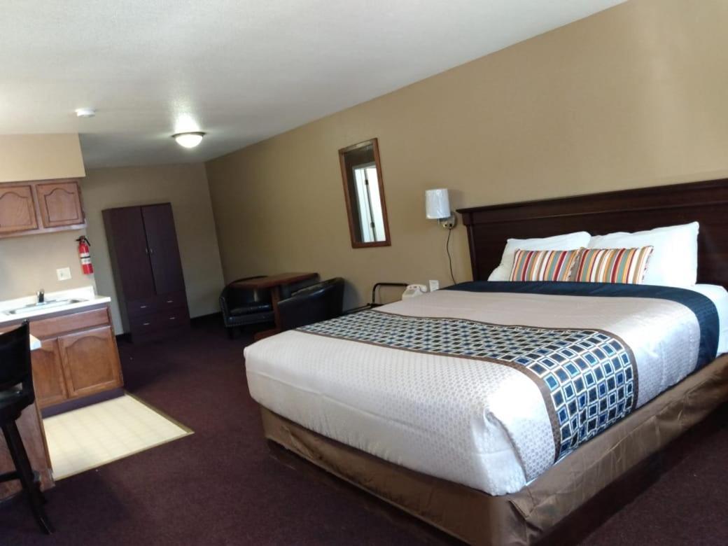 Royal Inn Lovelock Extérieur photo
